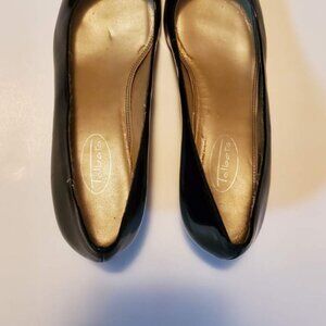Talbot Women's Black Patent Round Toe Dress Heel Shoes-- Size 8.5N